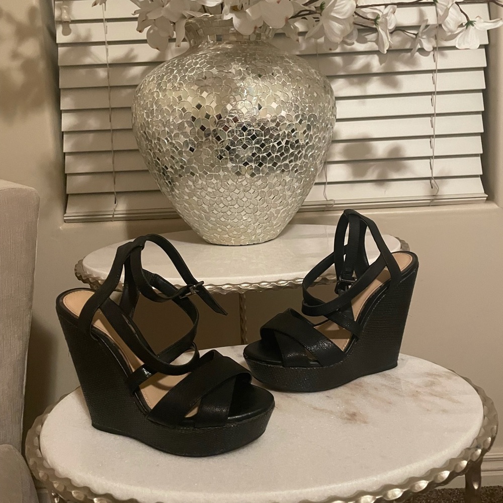 Gianni Binni Wedge heels